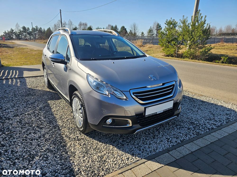 Peugeot 2008 1.2 Pure Tech Style S&S - 2