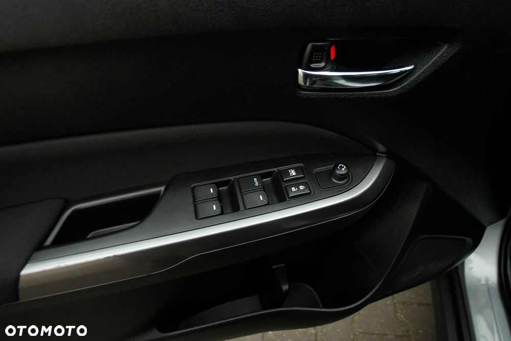 Suzuki Vitara 1.4 Boosterjet Elegance 4WD - 35