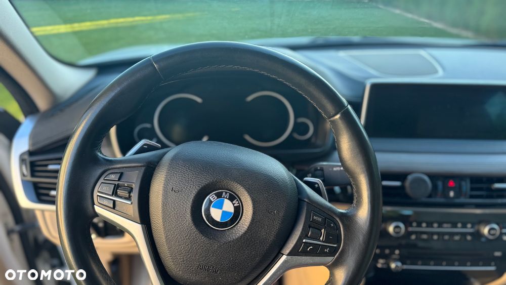 BMW X6 xDrive40d - 15