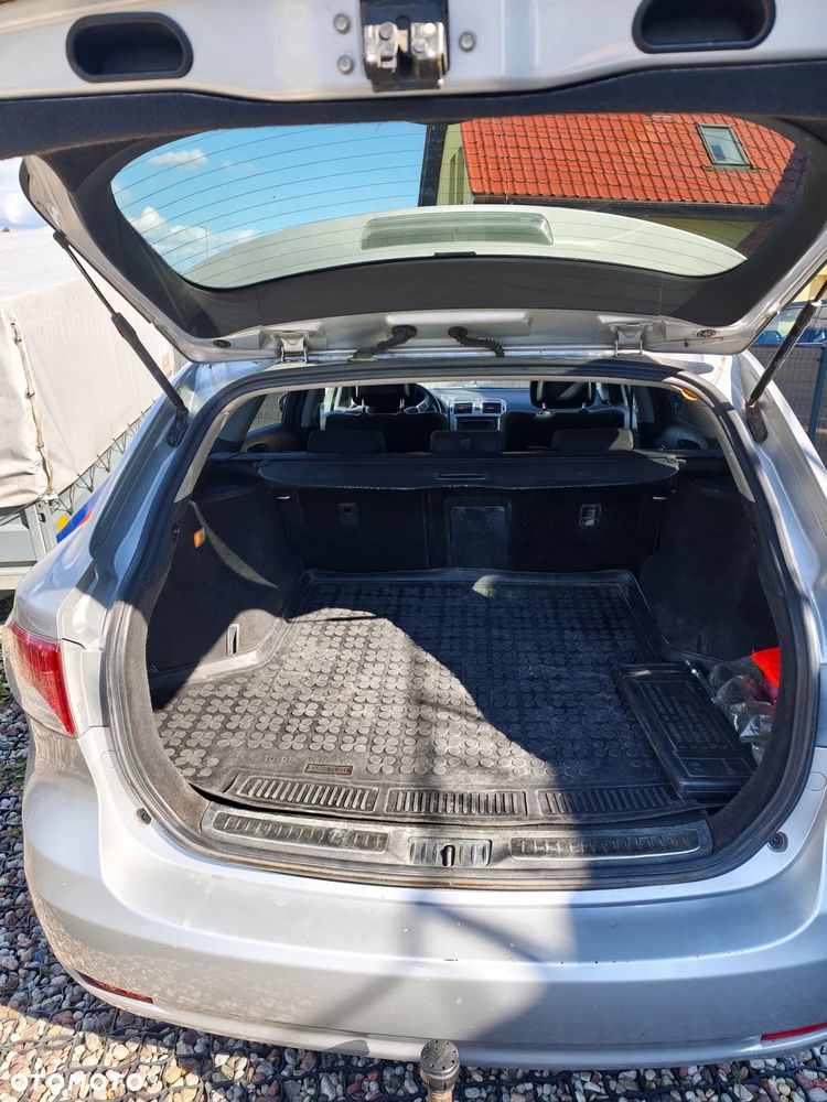 Toyota Avensis 1.8 Sol plus EU5 - 10