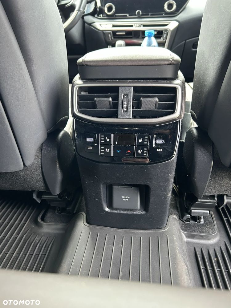 Lexus RX 450h+ Omotenashi - 16