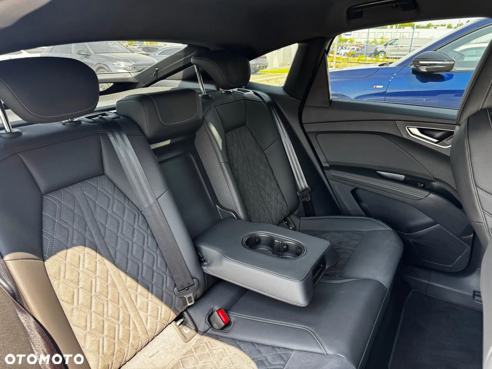 Audi Q4 Sportback e-tron 45 82kWh S Line Edition - 37