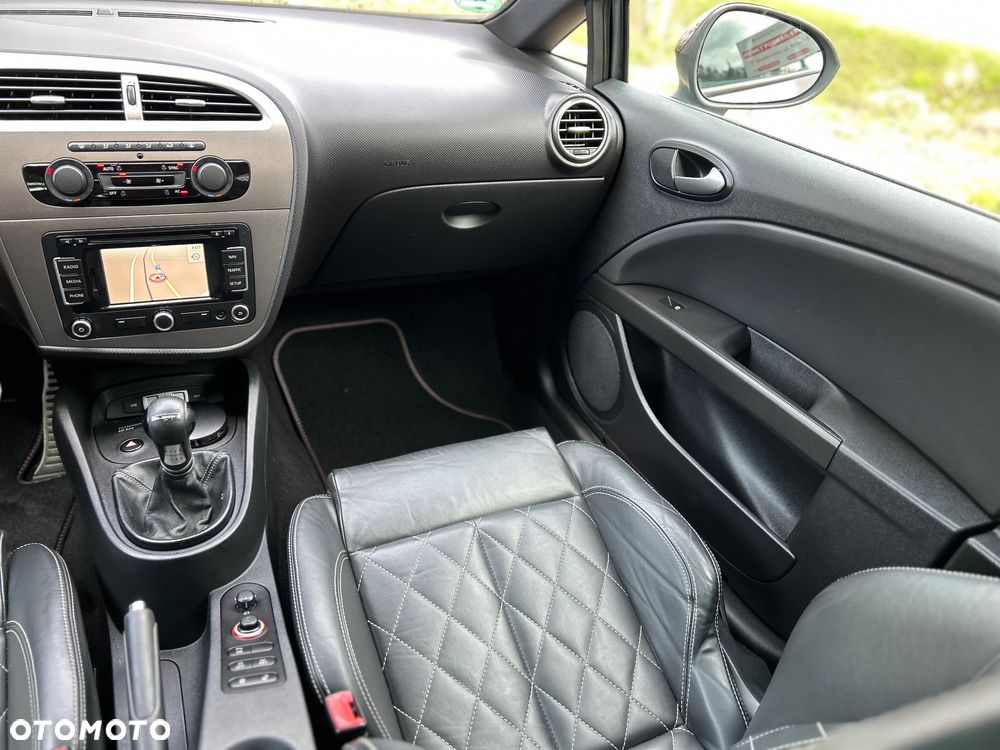 Seat Leon 2.0 T FSI Cupra R - 22
