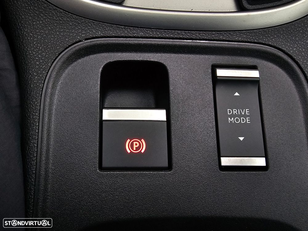 Jeep Avenger 54 kWh Summit - 36