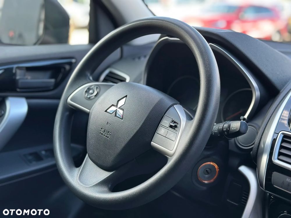 Mitsubishi Eclipse Cross 1.5 T Inform - 19