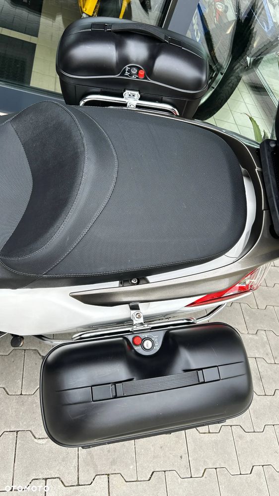 Kymco Downtown - 11