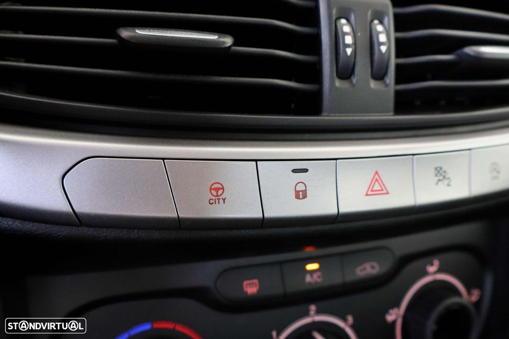 Fiat Tipo 1.3 M-Jet Easy - 25