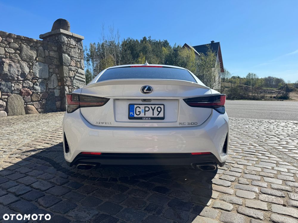 Lexus RC - 15