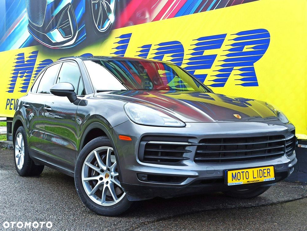 Porsche Cayenne - 1