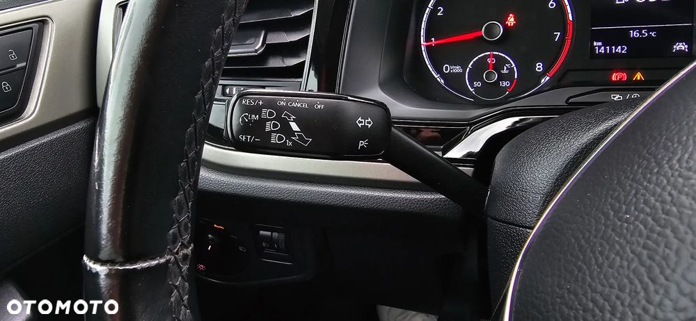 Volkswagen Polo 1.0 TSI - 32