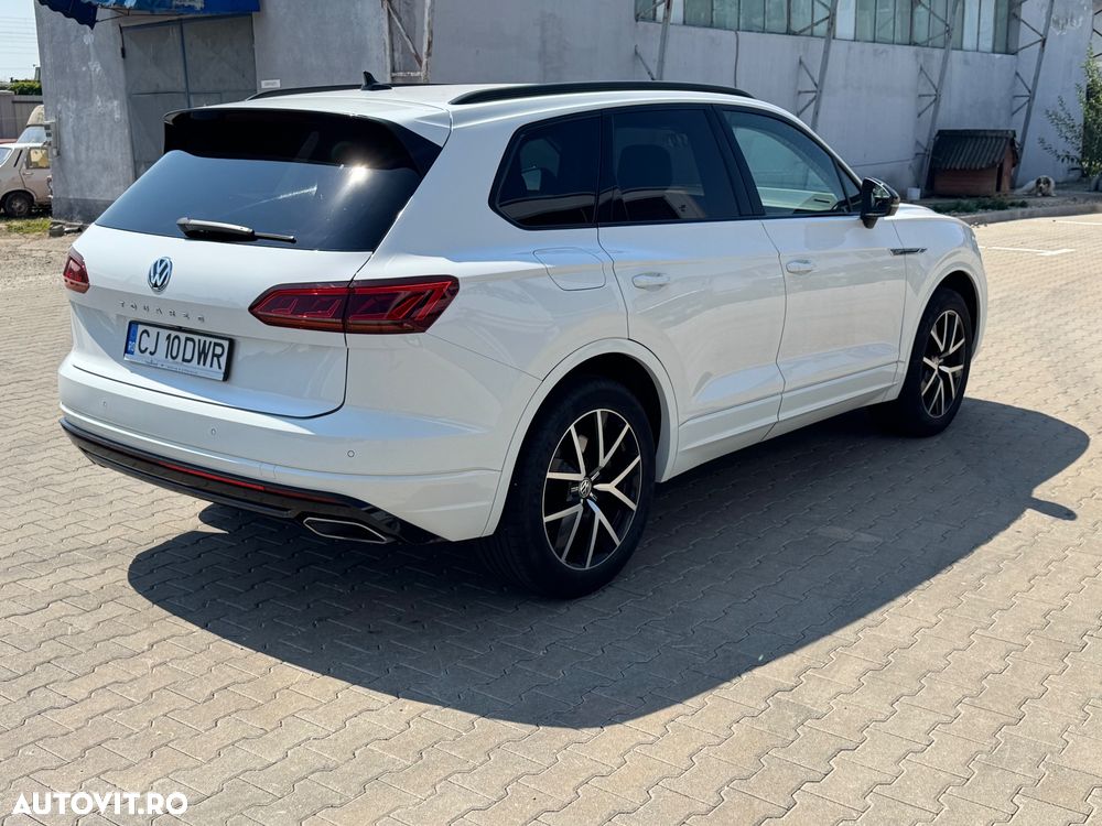 Volkswagen Touareg V6 TSI R-Style - 3