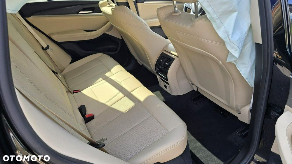 BMW X3 - 16