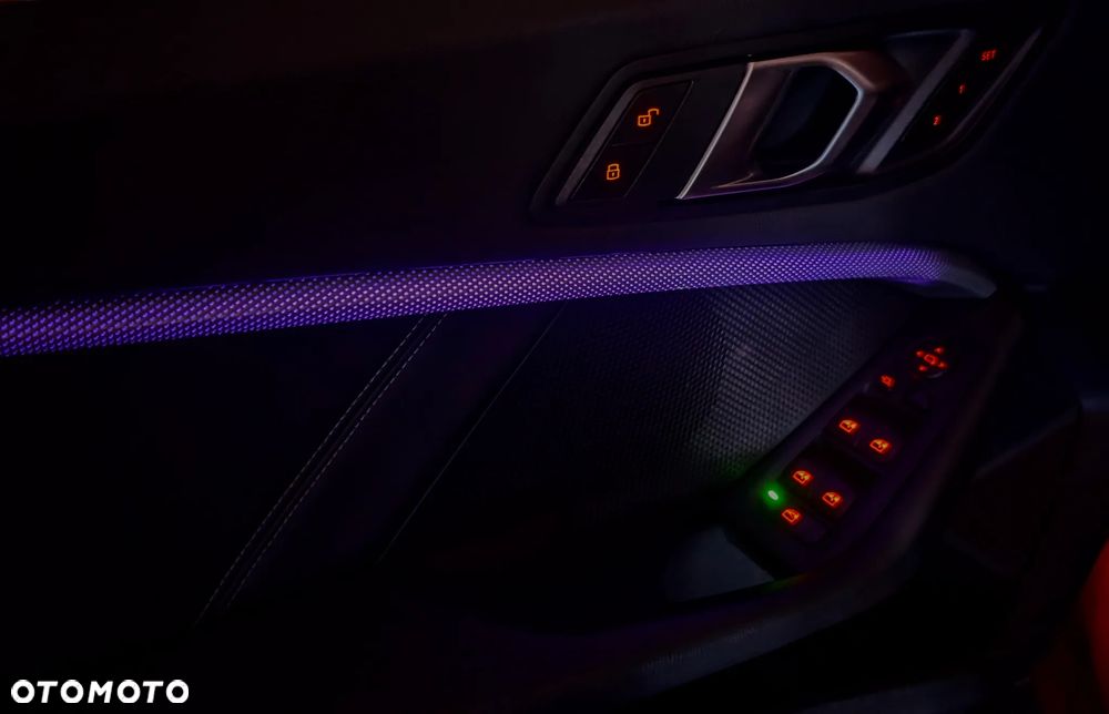 BMW Seria 1 118i Sport Line - 31