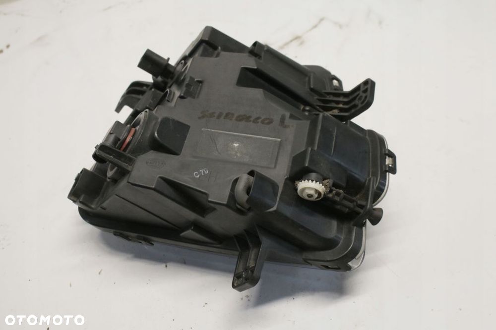 halogen lewy VW Scirocco lift - 9