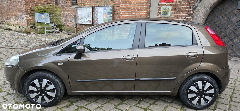 Fiat Grande Punto 1.4 8V Dynamic - 26