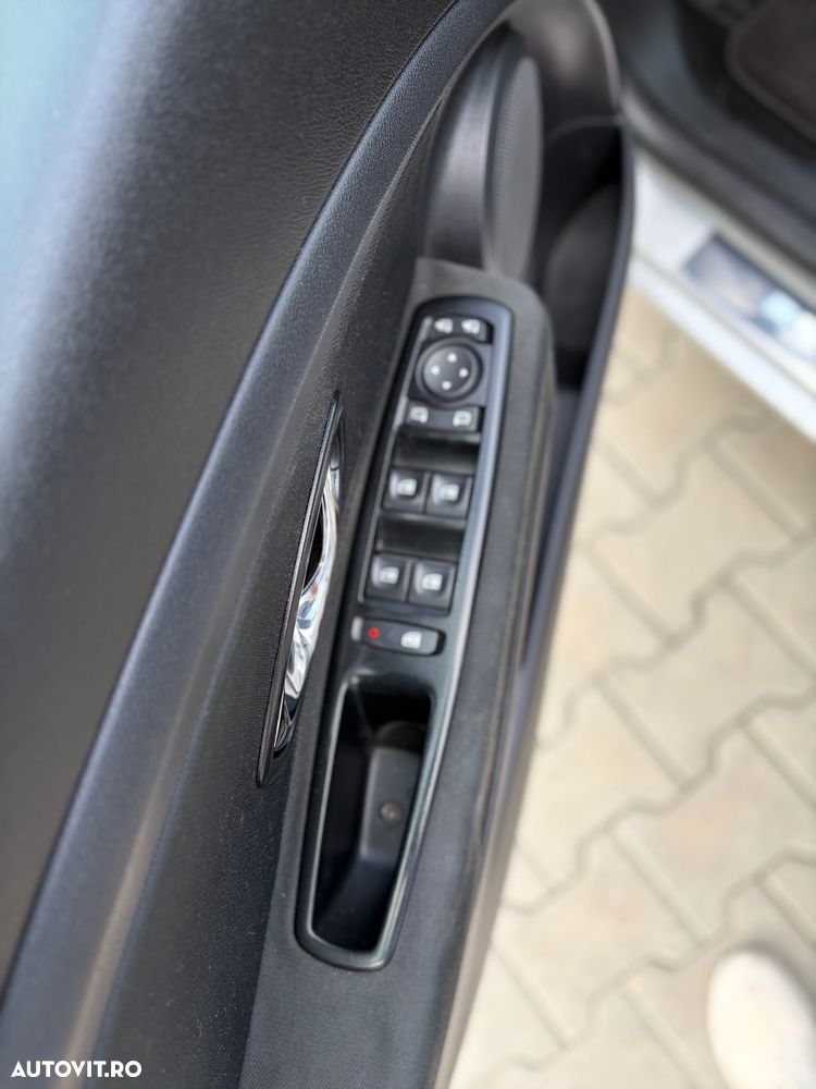 Renault Megane ENERGY dCi 110 LIMITED - 6