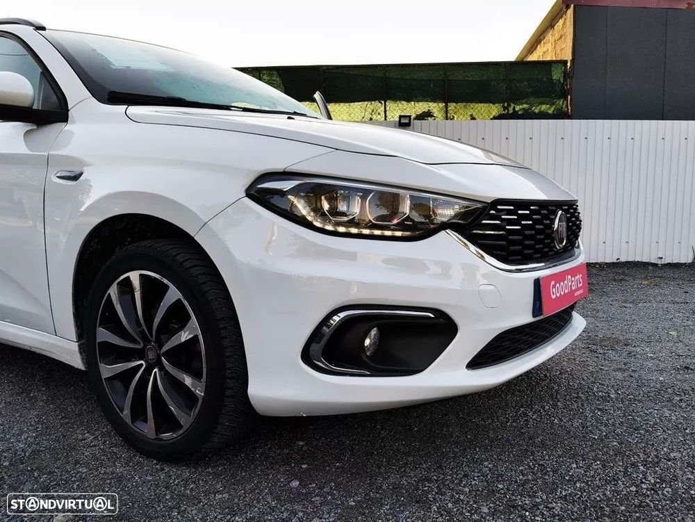 Fiat Tipo Station Wagon 1.3 M-Jet Lounge Tech - 29
