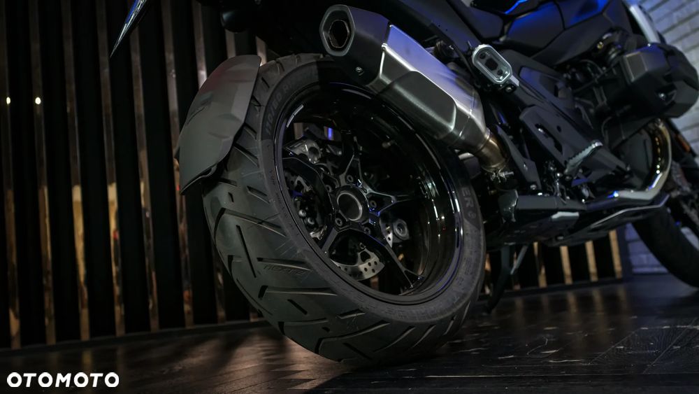 BMW R - 12