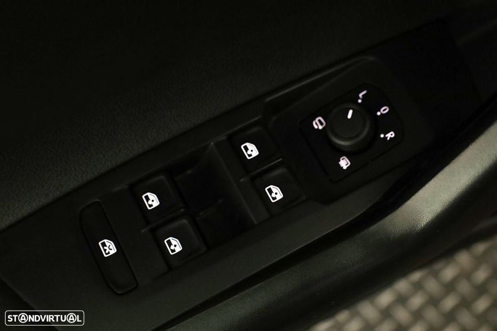 VW Taigo 1.0 TSI Urban - 18