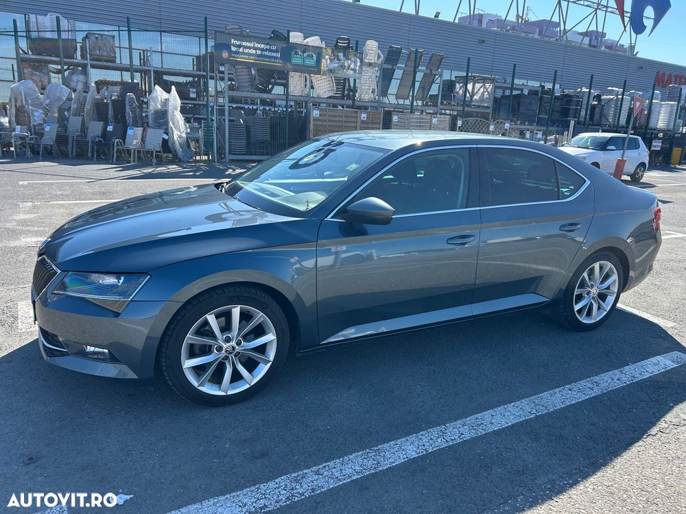 Skoda Superb 2.0 TDI DSG Ambition - 5