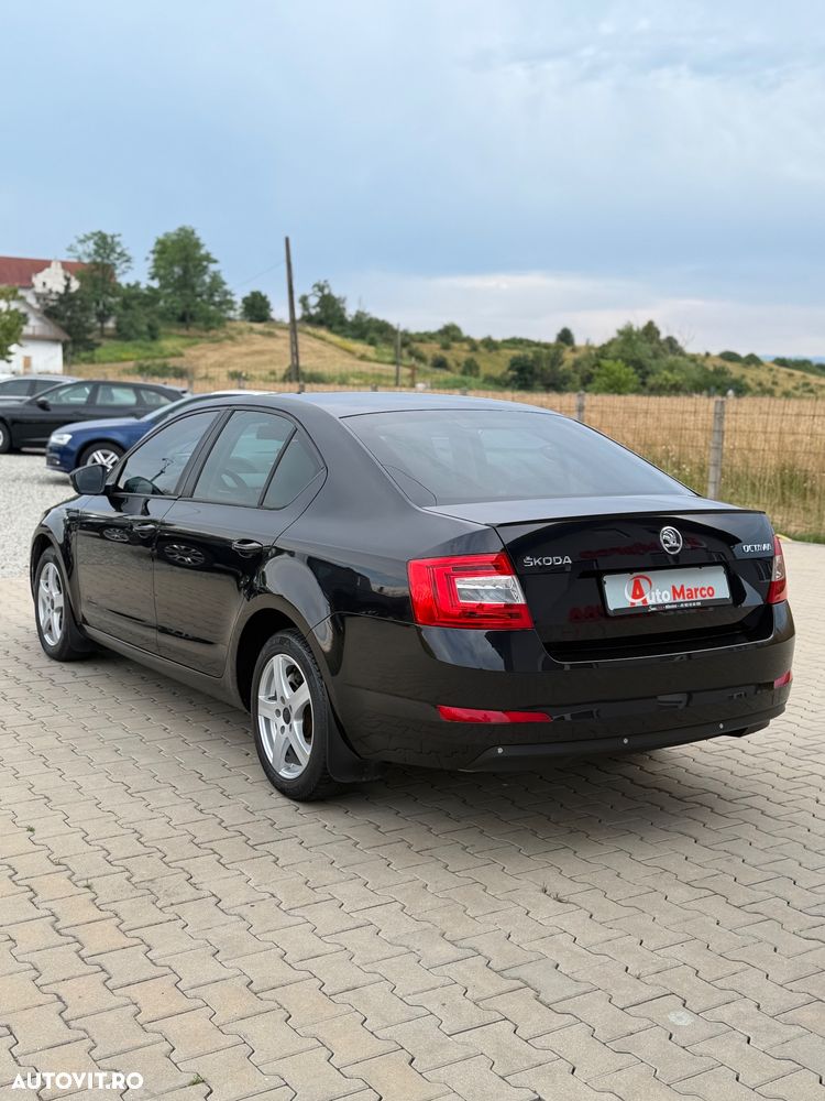 Skoda Octavia 2.0 TDI DSG Drive - 6