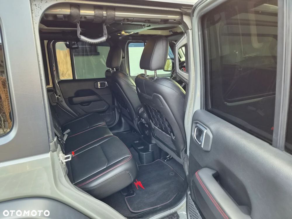 Jeep Wrangler Unlimited GME 2.0 Turbo Rubicon - 17