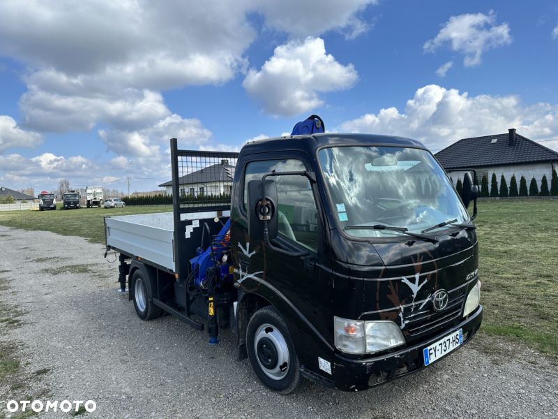 Toyota DYNA - 1
