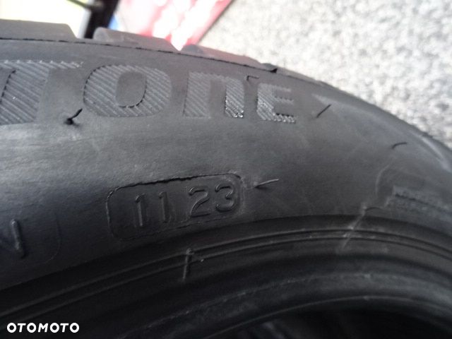 225/45/R18 91H Bridgestone Blizzak LM001 - 11