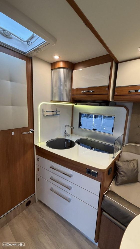 Fleurette Magister 74 LMF c.central e basculante - 51