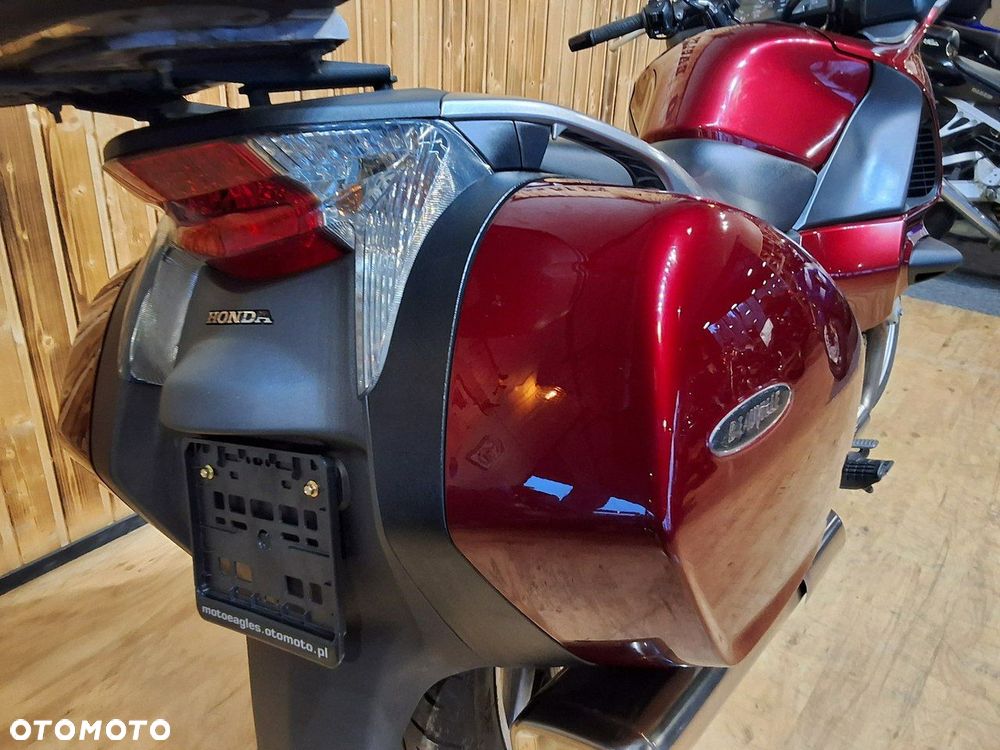 Honda NT - 19