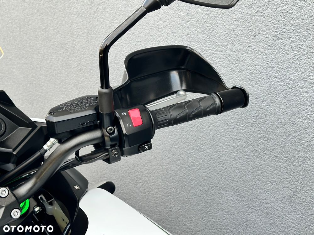 Kawasaki Versys 650 - 24