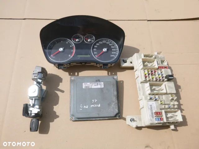 ZESTAW STARTOWY FORD FOCUS MK2 1.6 - 3