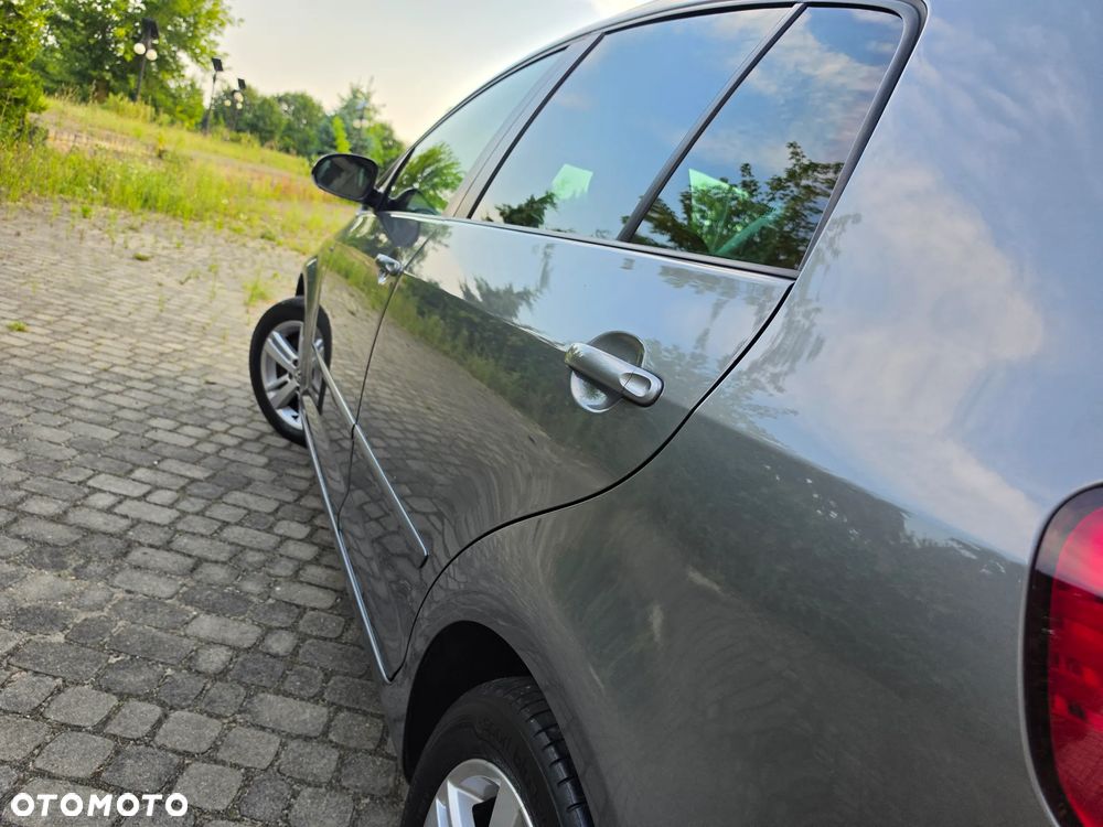Volkswagen Golf Plus 1.6 TDI Comfortline - 12