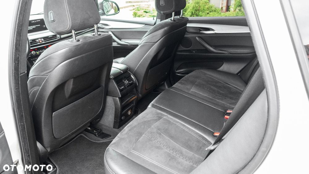 BMW X5 xDrive25d - 27