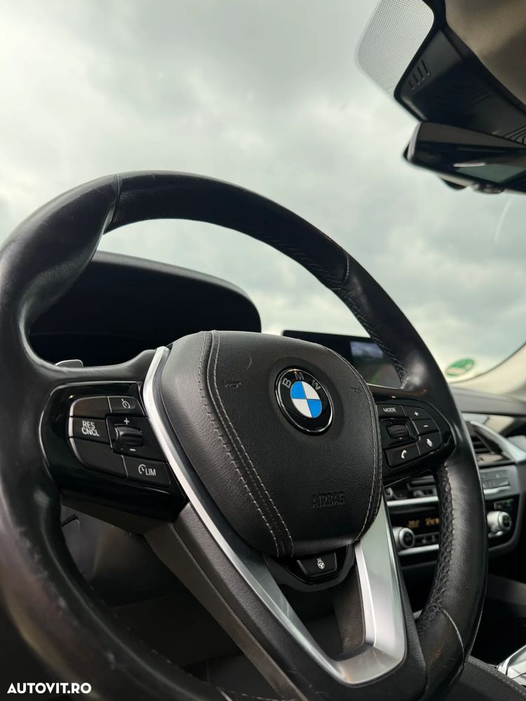 BMW Seria 5 520d AT - 10