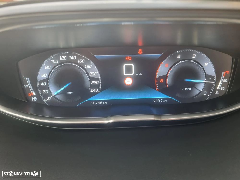 Peugeot 3008 1.5 BlueHDi Allure - 31