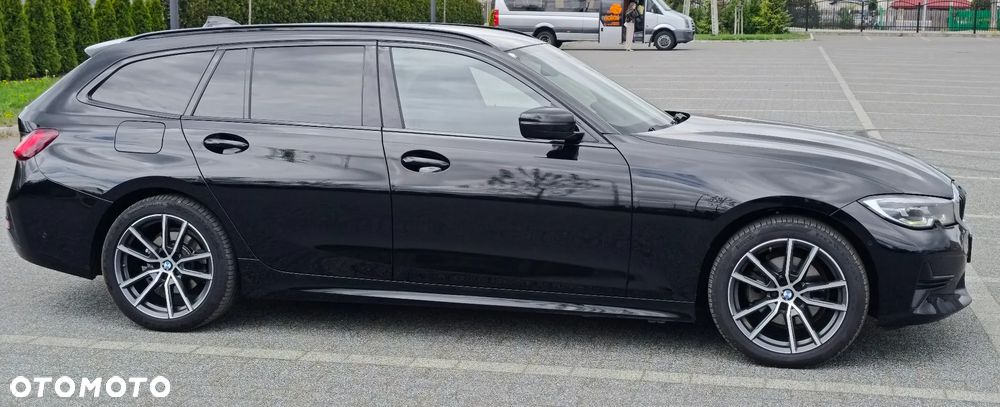 BMW Seria 3 320d MHEV Sport Line - 6