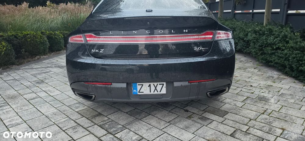 Lincoln MKZ - 5