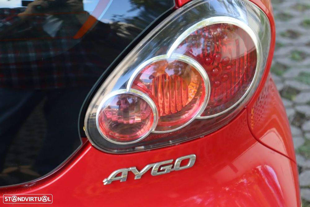 Toyota Aygo 1.0 Style Pack+VSC MM - 19