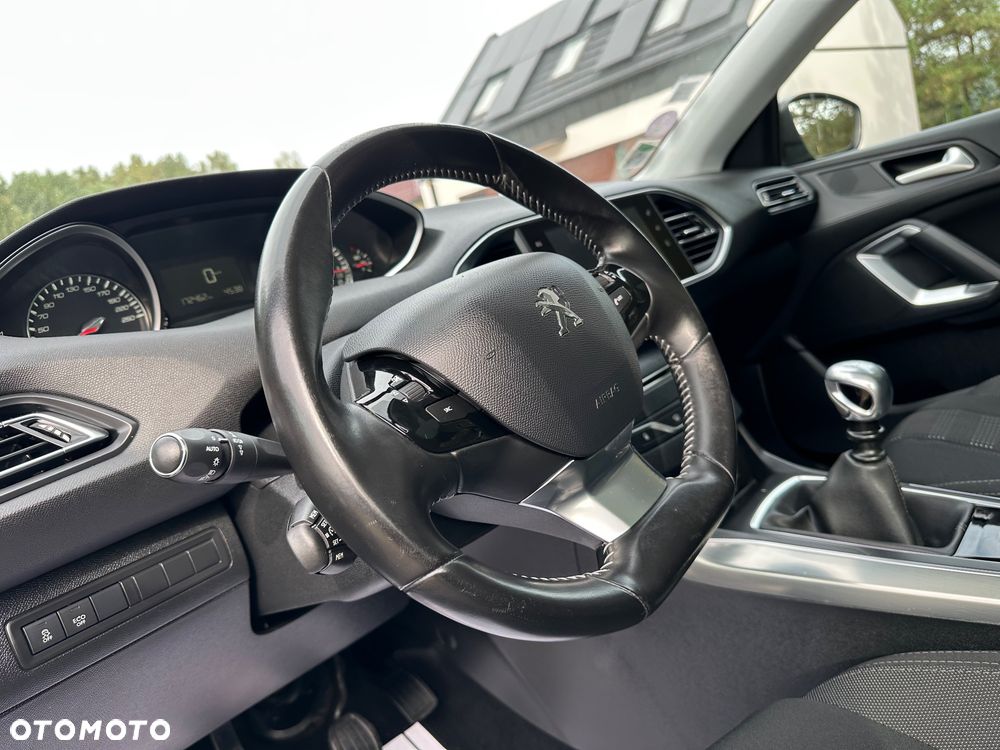 Peugeot 308 - 18