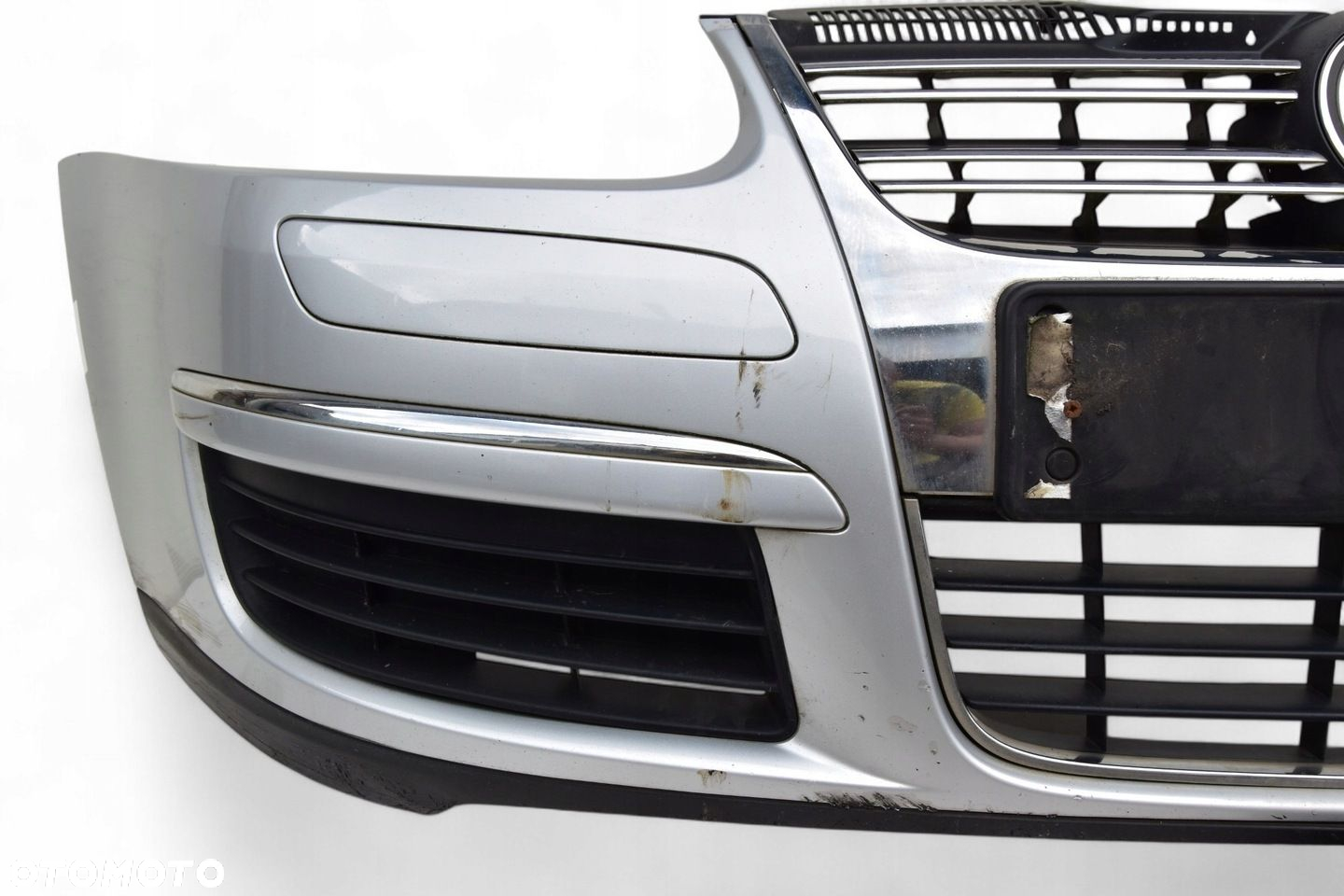 Zderzak Przód Grill VOLKSWAGEN GOLF V LA7W - 6