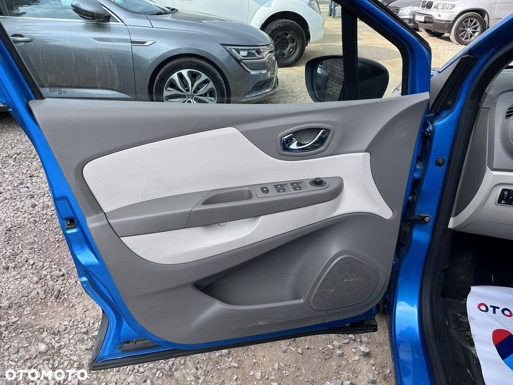 Renault Captur - 16