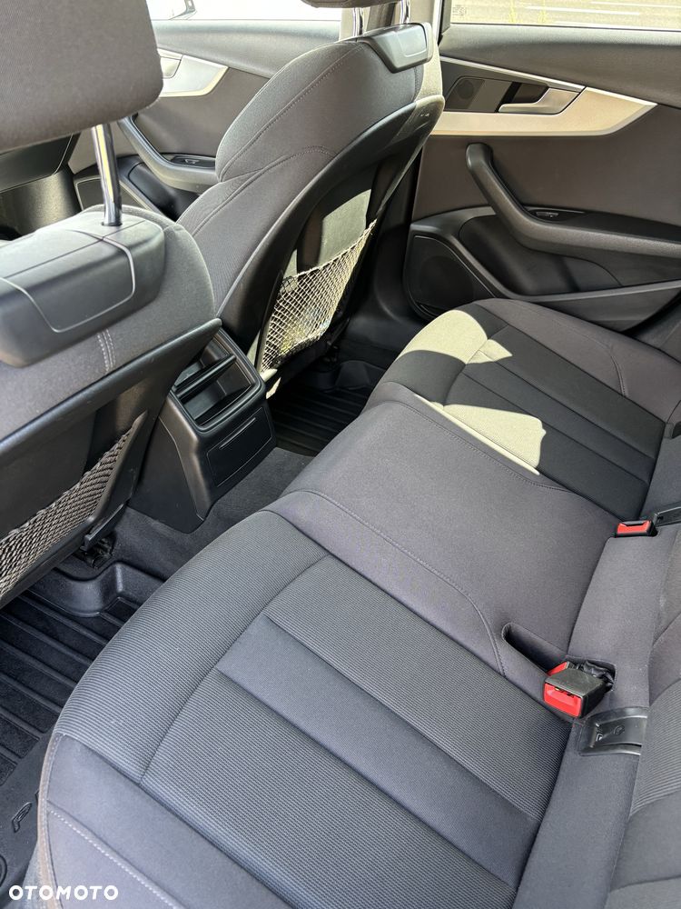 Audi A4 Avant - 8
