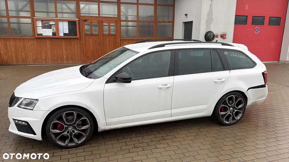 Skoda Octavia 2.0 TDI 4x4 DSG RS - 21