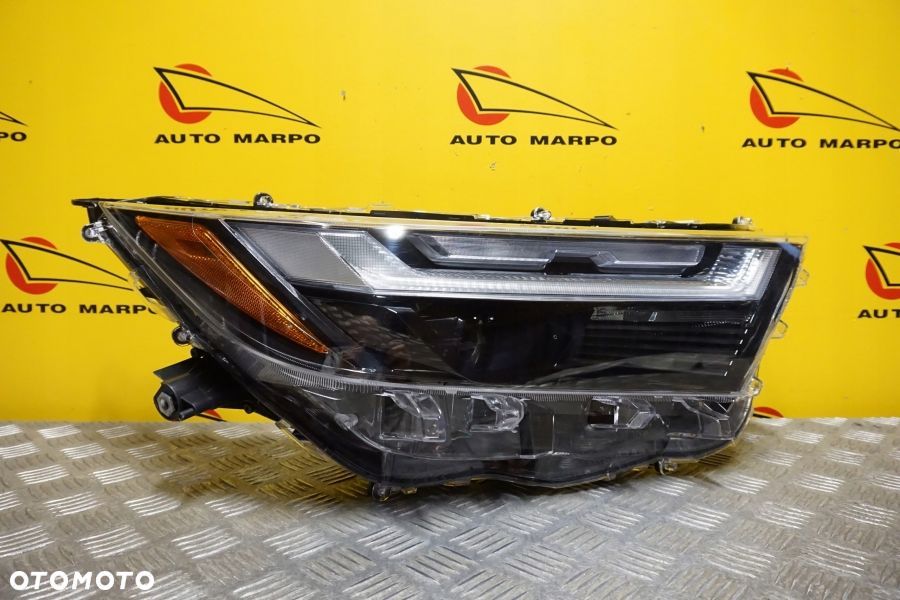 TOYOTA RAV4 2022- REFLEKTOR LAMPA PRZÓD FULL LED PRAWA USA - 2