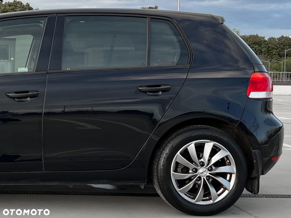 Volkswagen Golf 1.6 TDI Trendline - 4