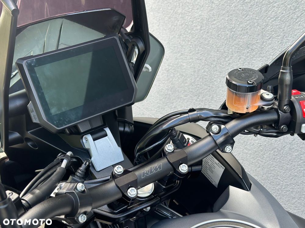 KTM Super Adventure - 26