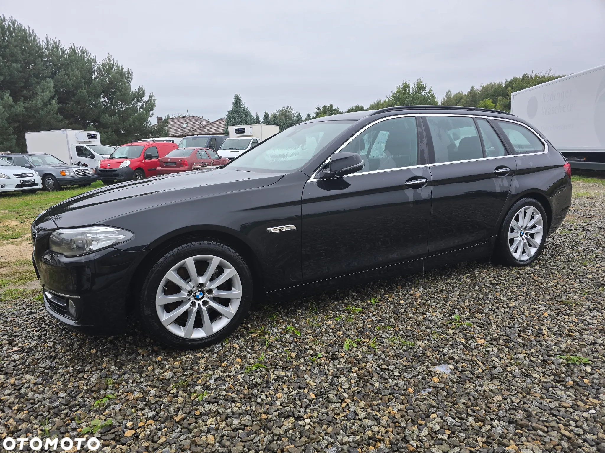 BMW Seria 5 530d Touring Luxury Line - 4