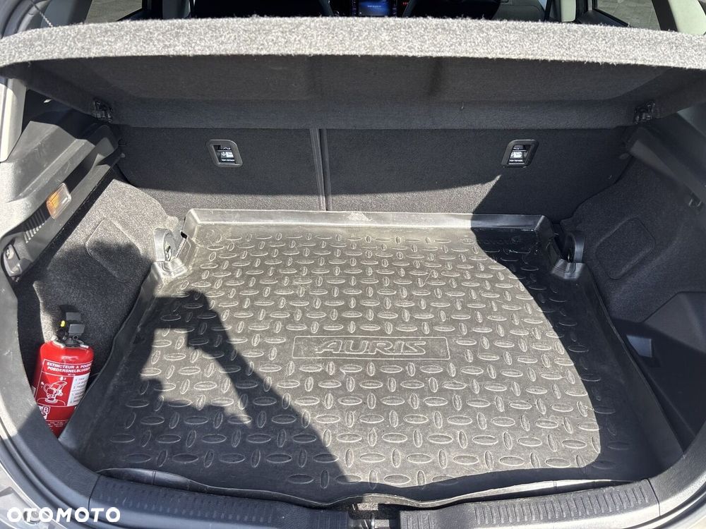 Toyota Auris - 21