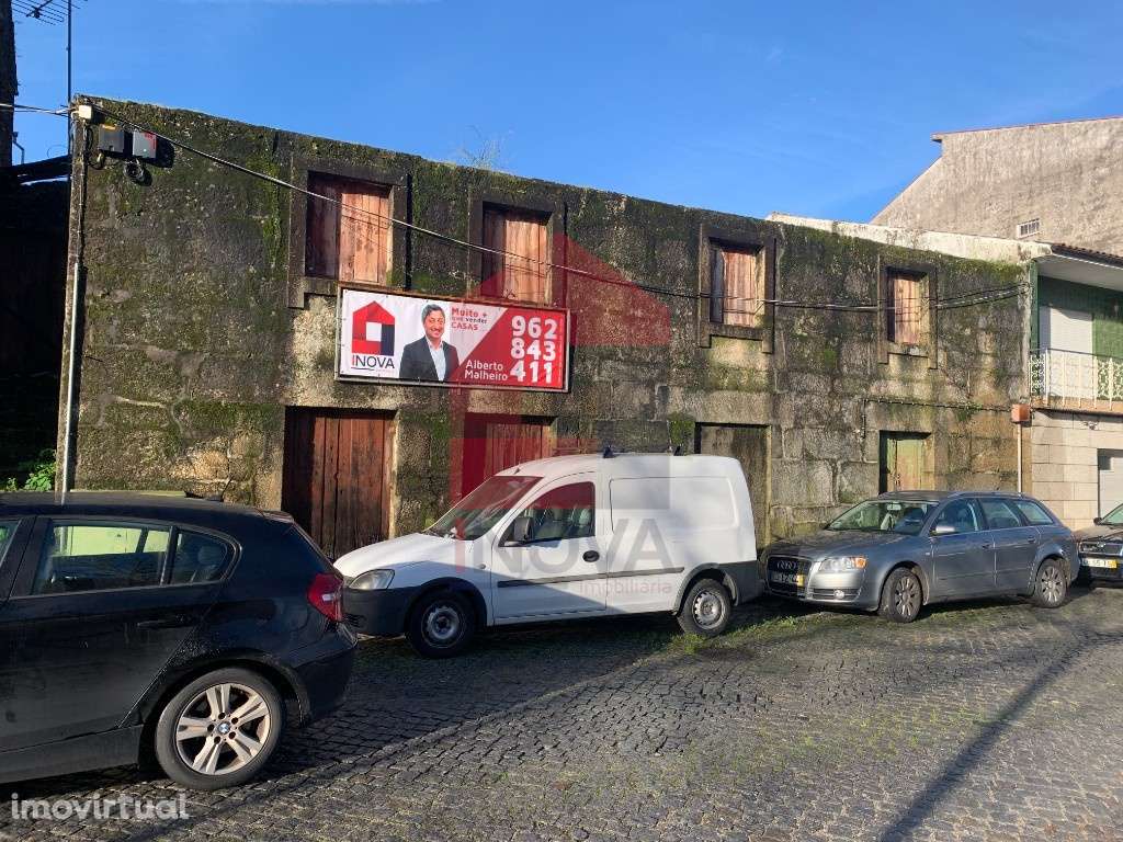 Moradia para restauro, Vila Verde - Grande imagem: 2/4